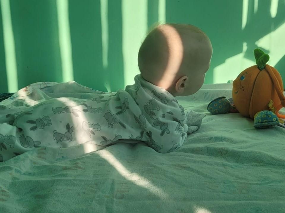 Егор - сирота. Ему нужна помощь и сопровождение няни на время лечения в больнице!