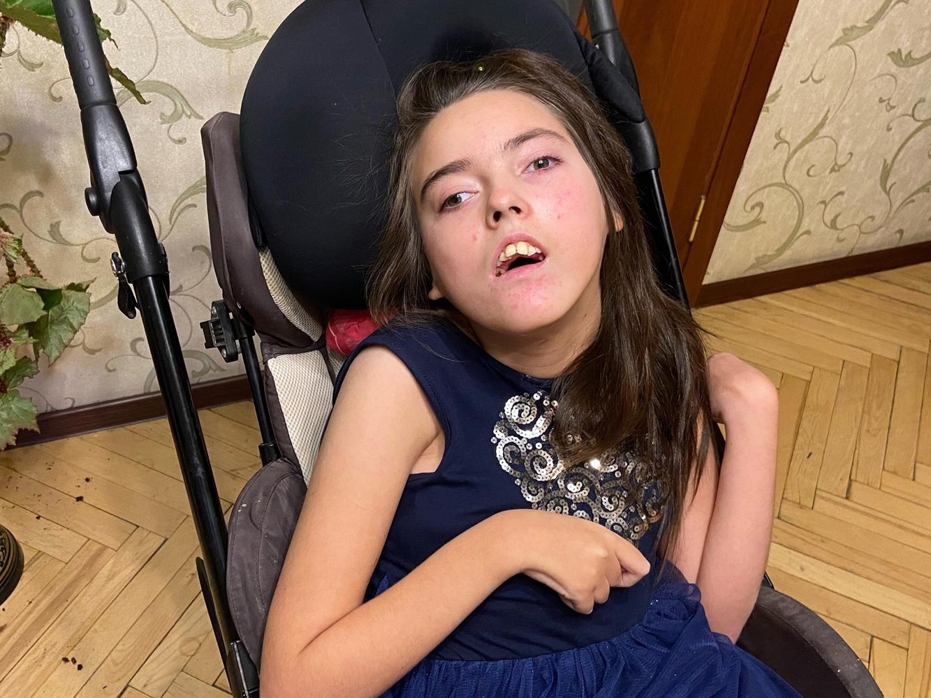 Эльмире и ещё 6-ти детям с ДЦП нужны специальные лекарства