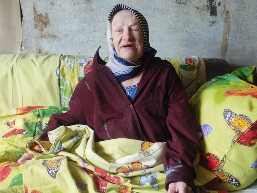 Поможем обеспечить одиноких пожилых людей медсестринским и санитарным уходом!