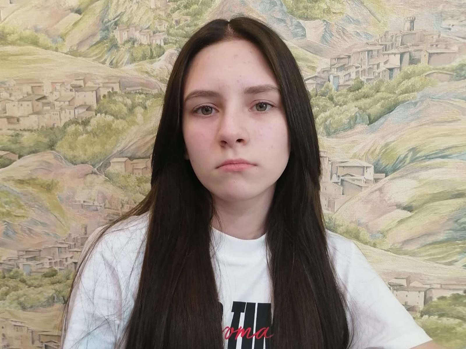 Arina needs an antibiotic to help fight the infection in her lungs!