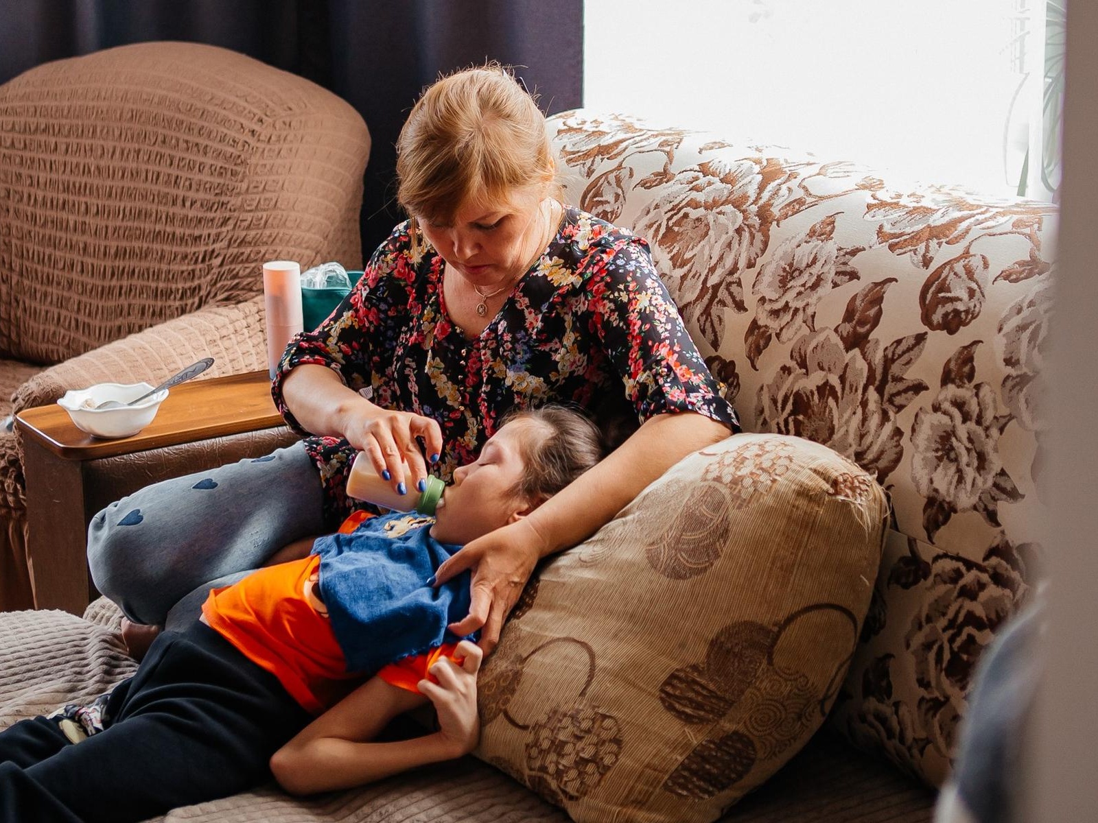 A girl with cerebral palsy needs a functional bed to live comfortably at home