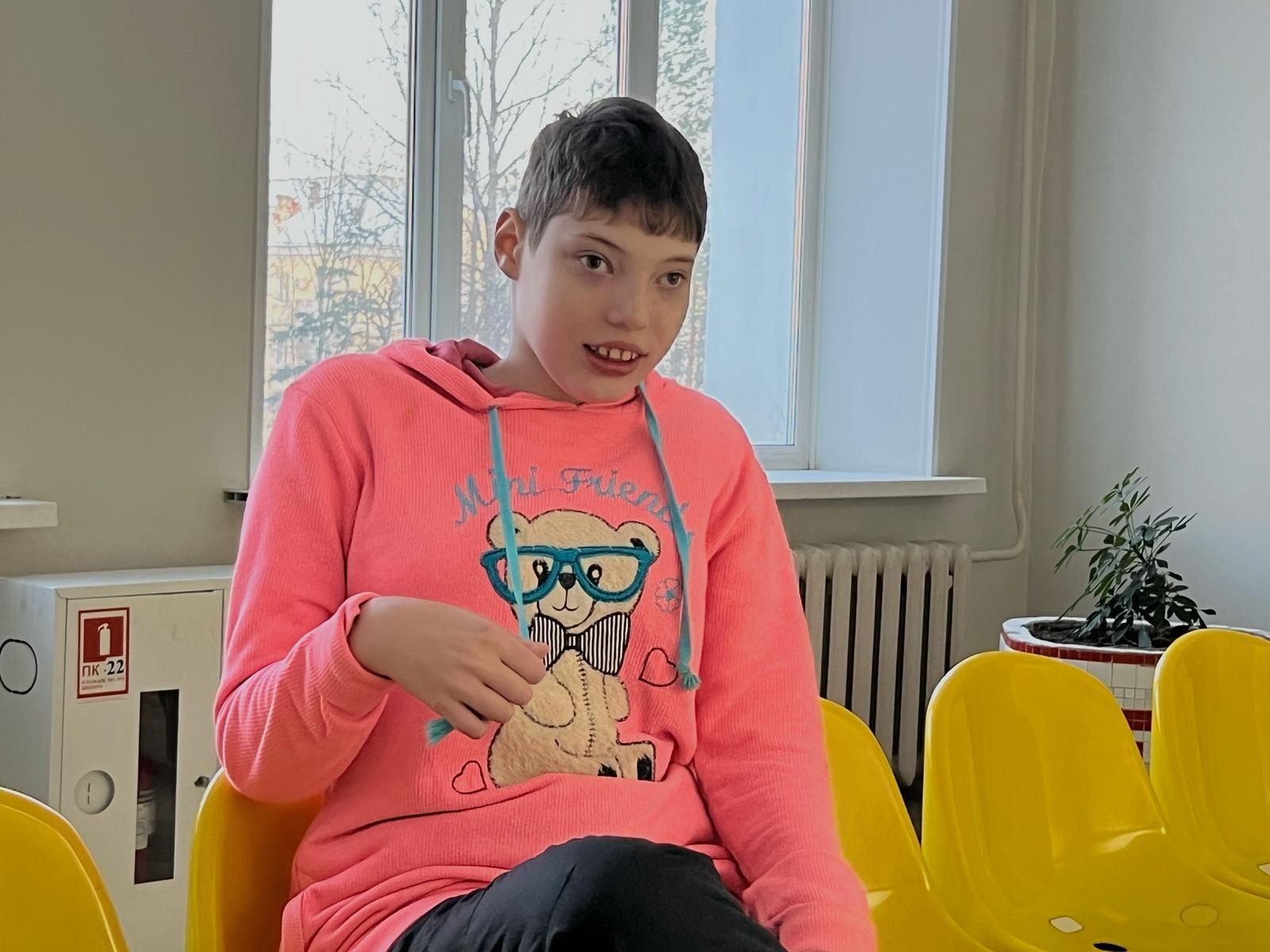 For independent movement and posture correction, Sofia needs a orthosis