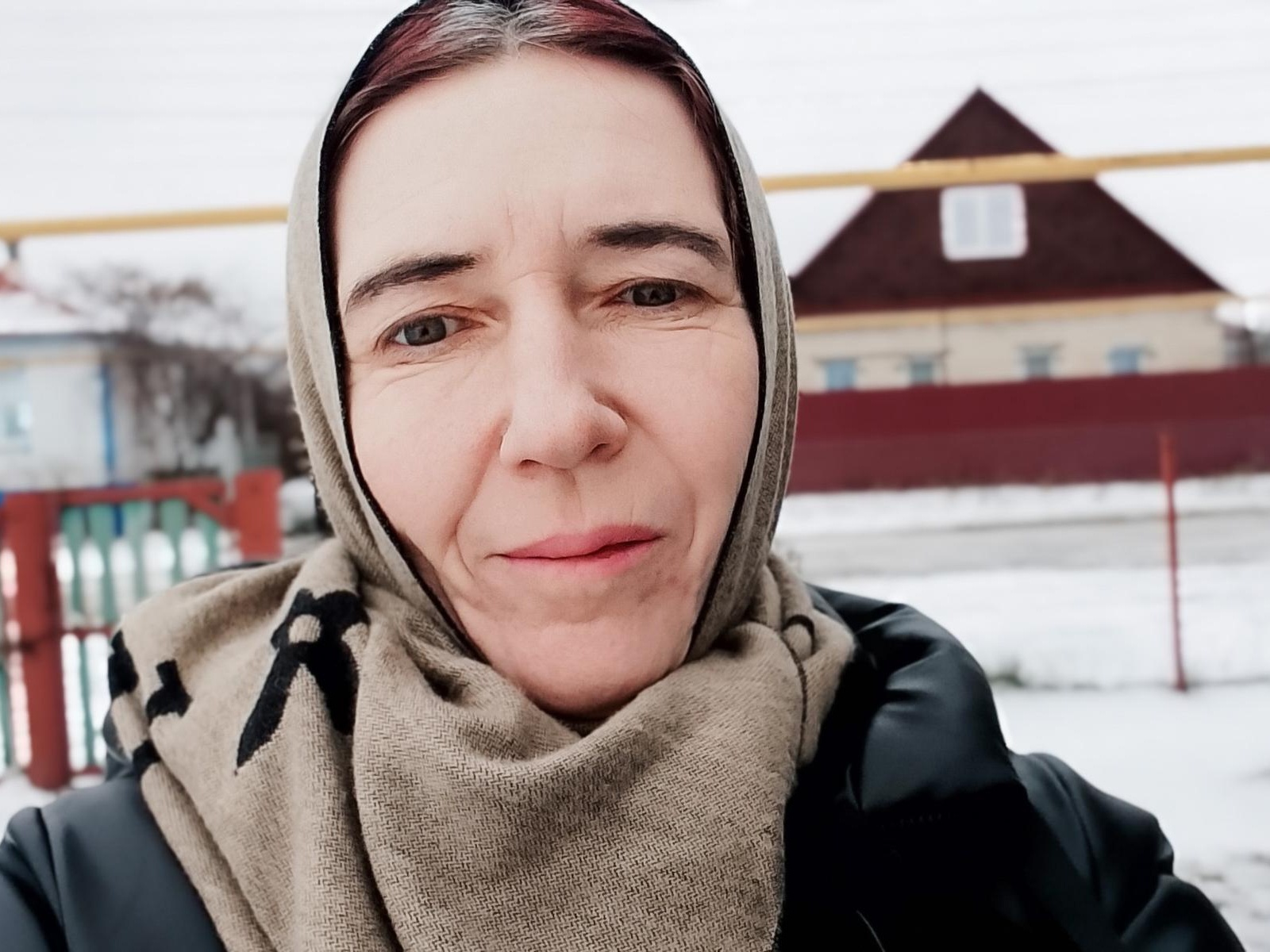 У Натальи проблемы со здоровьем, она нуждается в лечении и протезировании зубов