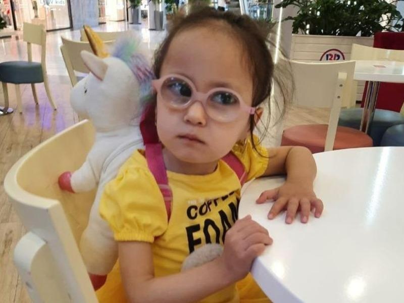 Shodiena needs urgent surgery to save her eyesight!