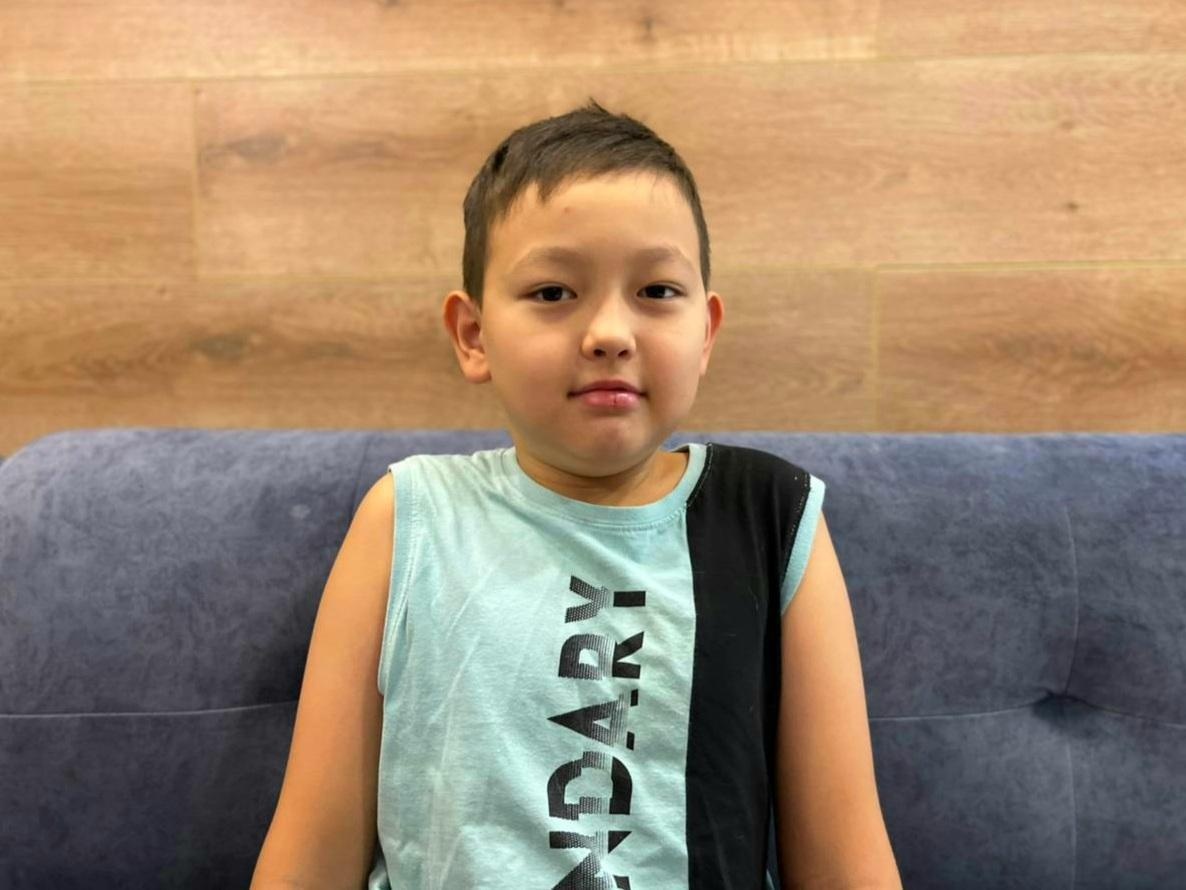 Linar needs an autism correction course to cope with developmental problems!