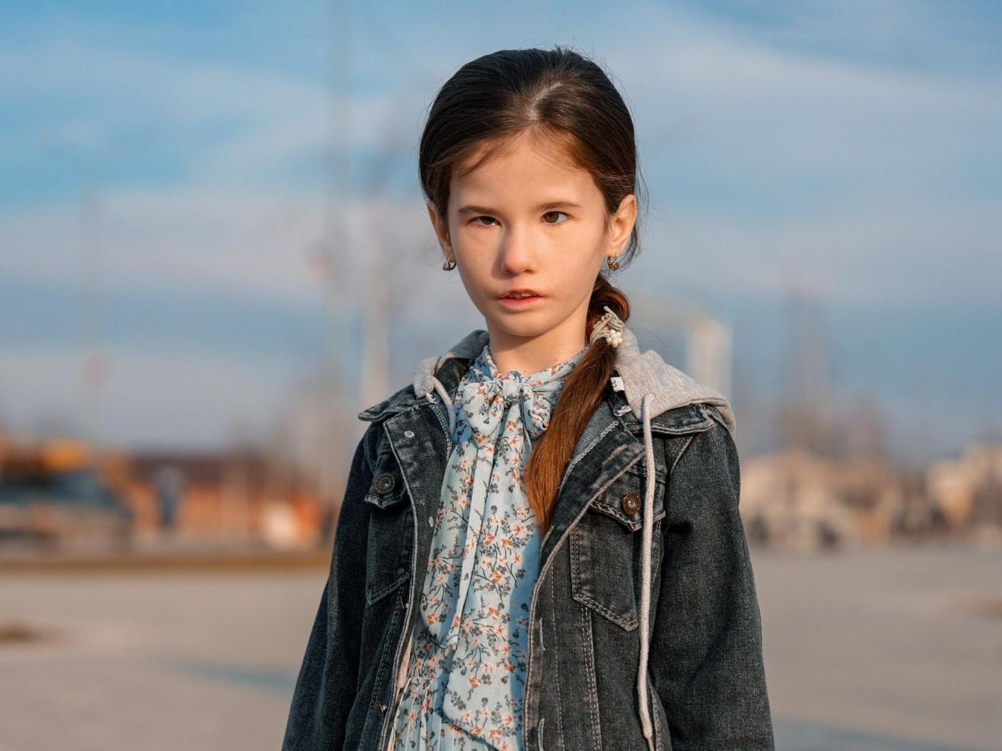 Ayset has paralyzed all the muscles of her face – she needs surgery so as not to lose her vision and learn to smile!