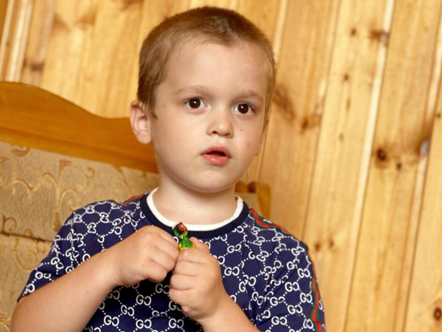 Sayfulah has autism! To develop speech skills, you need an intensive rehabilitation course!