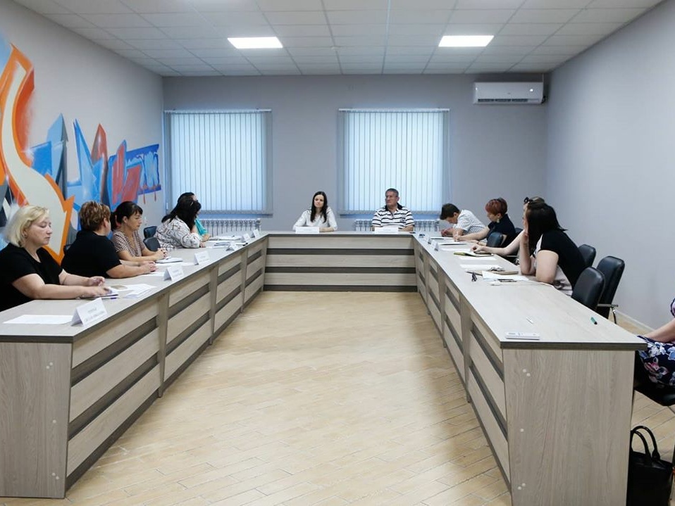 Программа ПРО100 выжить или помочь помогать.
Фонд "Прекрасное далёко" просит вашей поддержки!