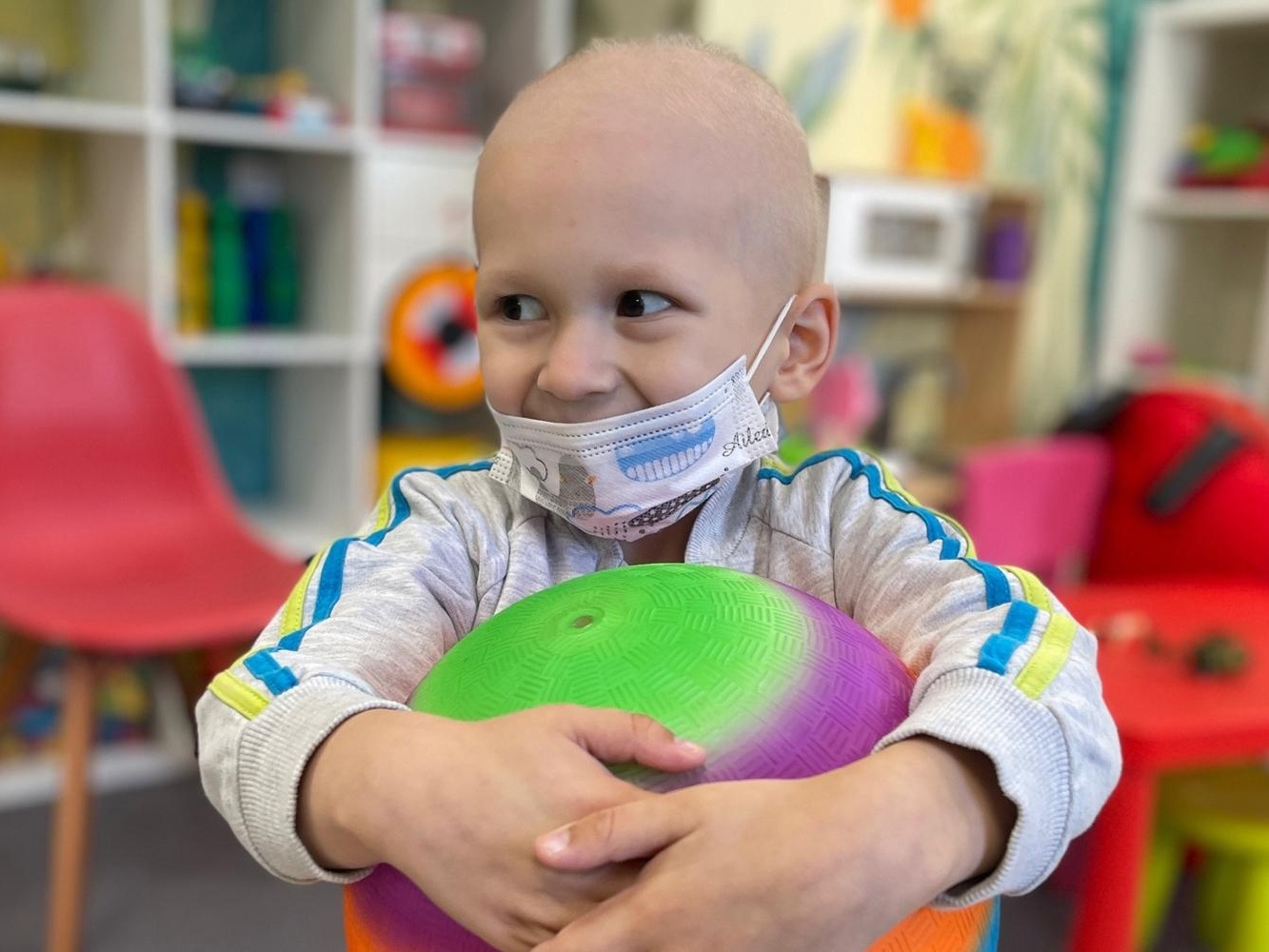 5 children with cancer need special medicine to continue cancer treatment!