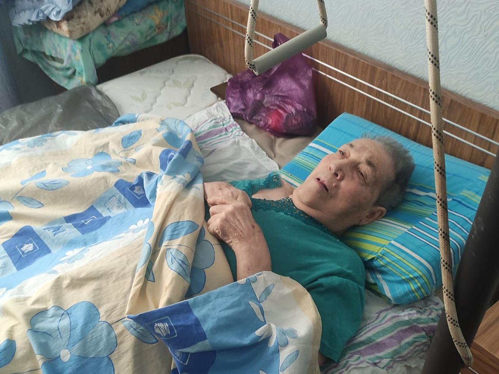 The weakened and bedridden lonely elderly individuals require assistance and support of a social caregiver