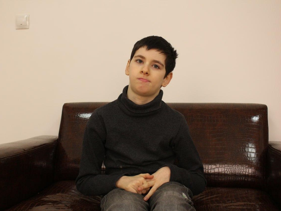 Yunus has cerebral palsy. He needs rehabilitation to develop his speech and coordination!