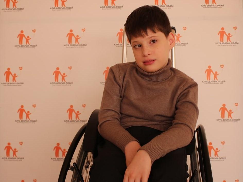 Bers has a spinal pathology. He needs rehabilitation to develop his physical functions and skills!