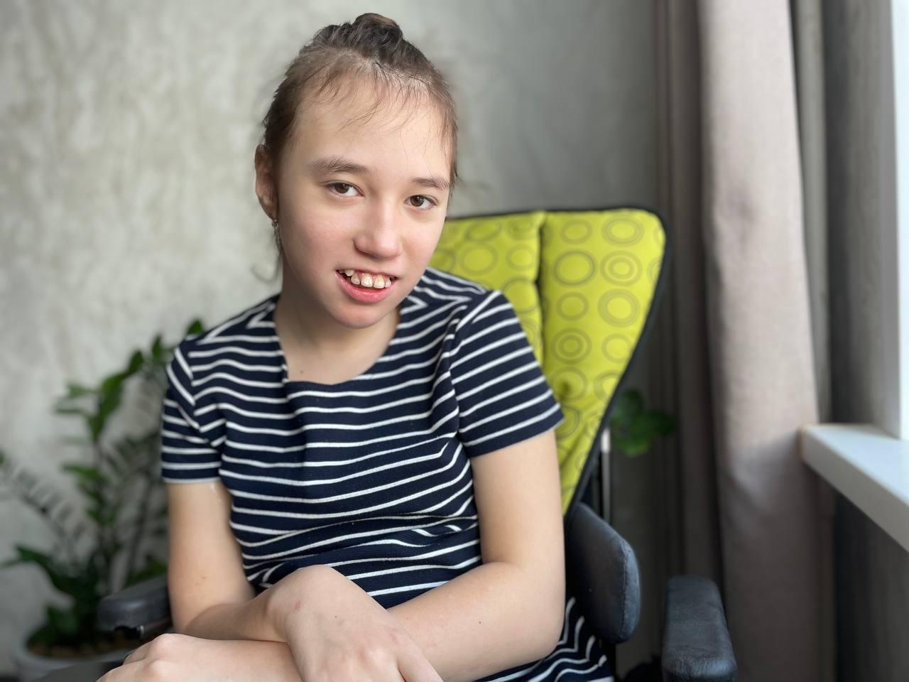 Alina can't walk on her own. She needs a wheelchair.