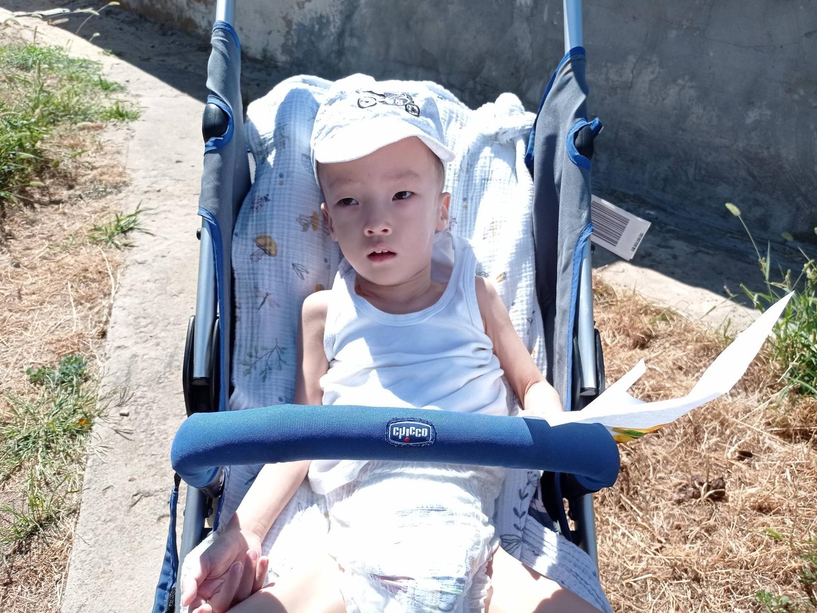 Damir needs medication to fight a malignant brain tumor!
