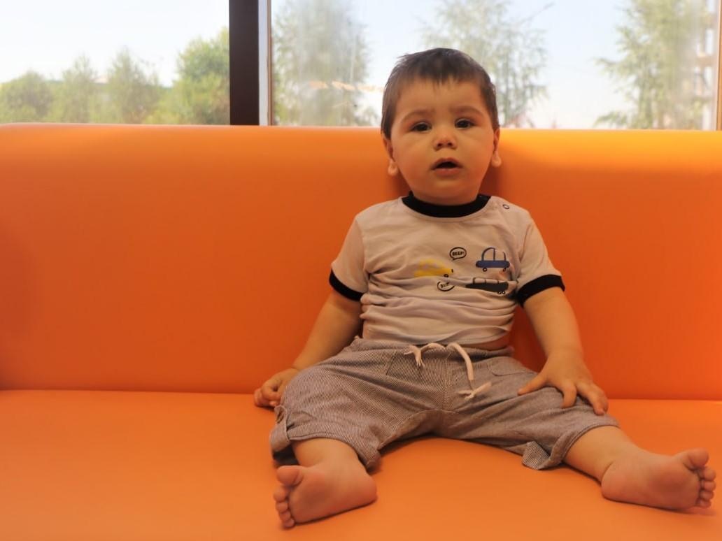 Umar needs a course to develop speech and motor skills with a speech therapist and orthopedist!