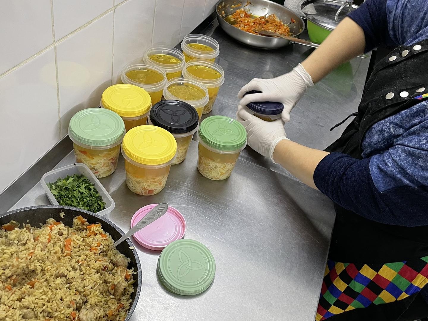 Lonely elderly people are in need of food supplies