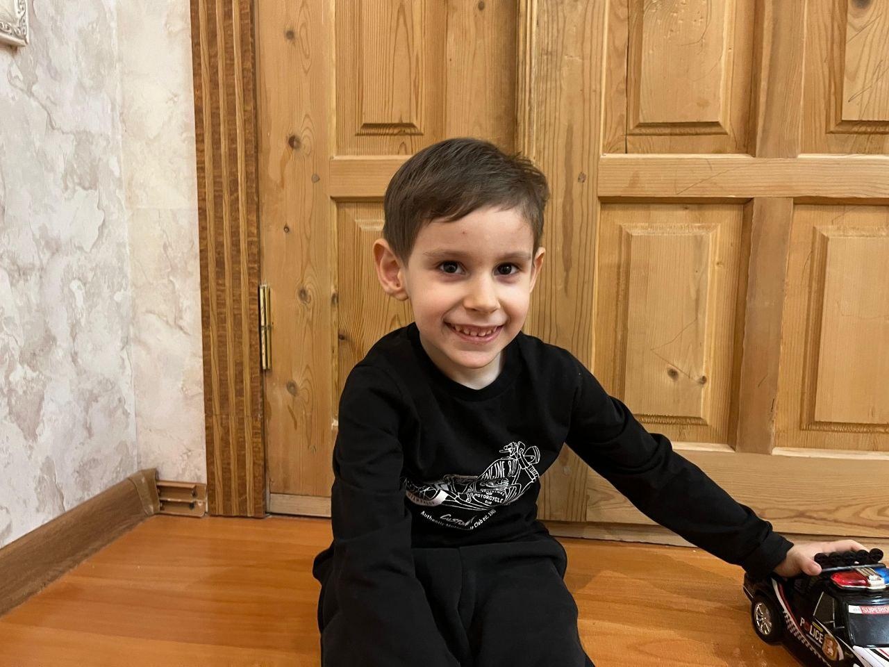 Umar has delayed speech development. He needs to undergo rehabilitation to improve his speech and understanding