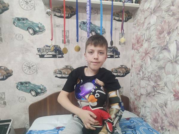 Лёше нужен вертикализатор для укрепления мышц всего тела!
