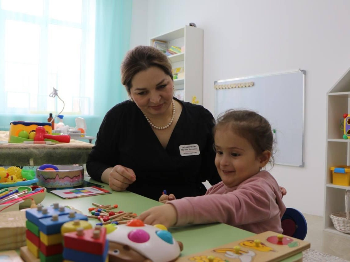 Five children from low-income families need the help of a qualified psychologist!