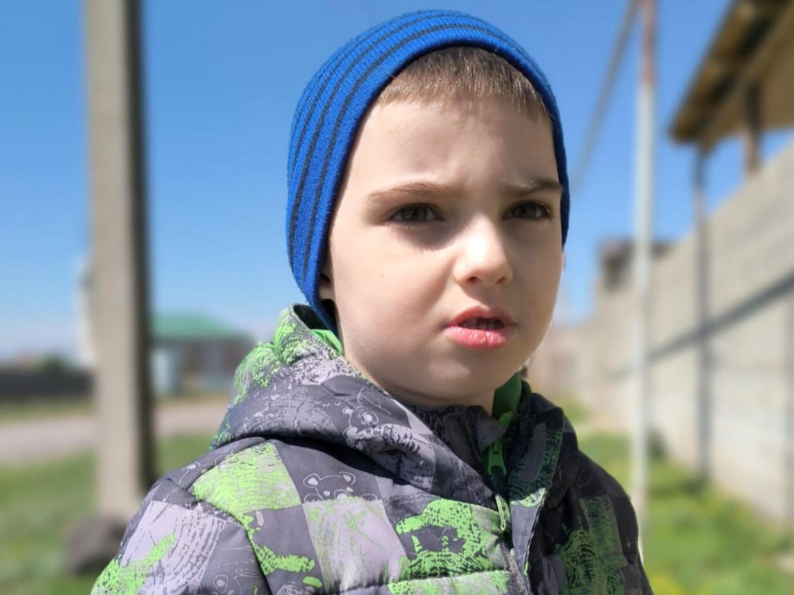 Abdullah has autism! To learn to understand spoken language, you need an intensive rehabilitation course!
