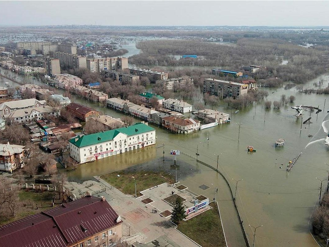 Thousands of people have been affected by the flooding in the Orenburg region. Let's help them survive the disaster