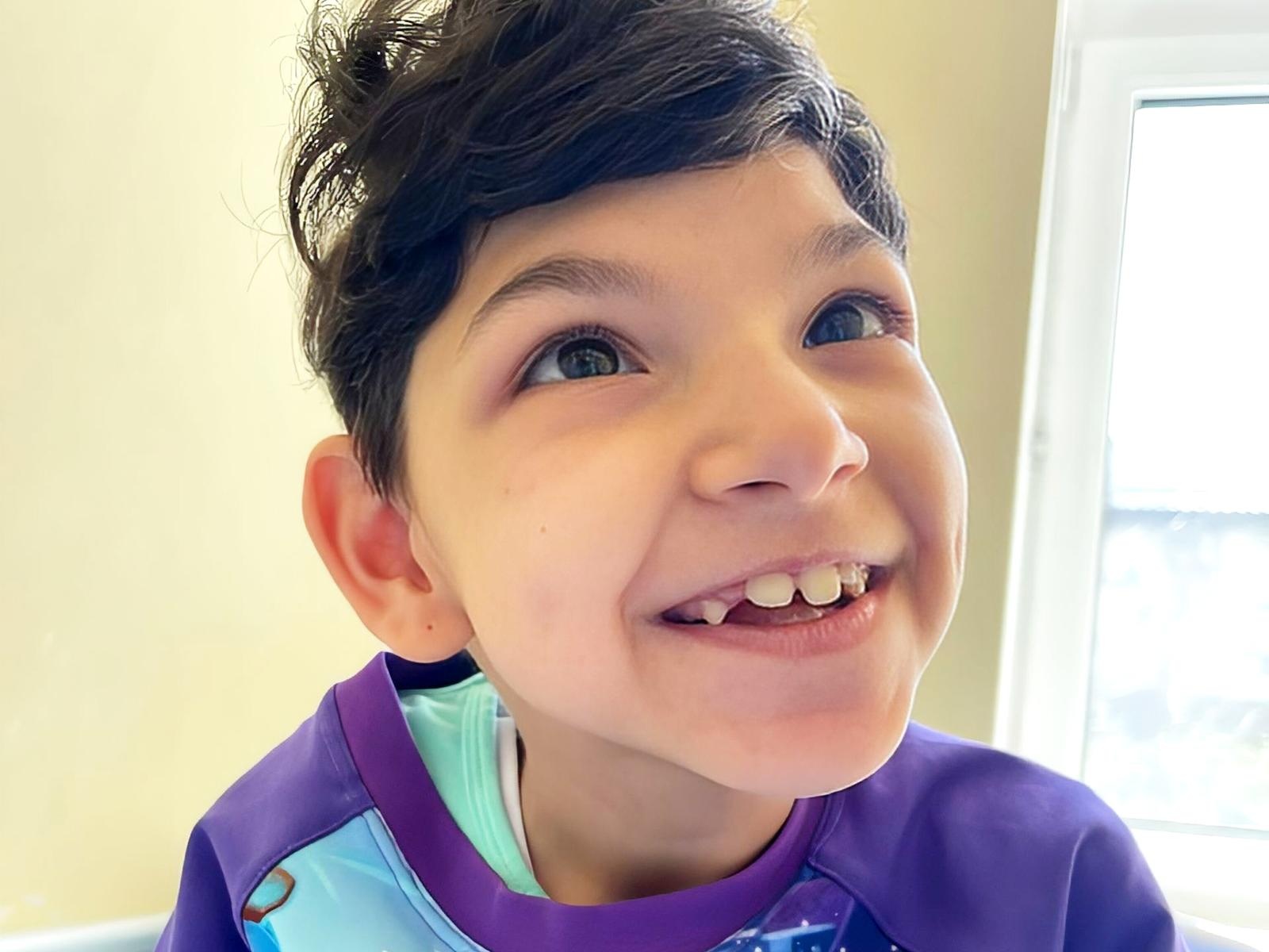 Nastya and Dasha are orphans with severe diagnoses. Help them pay for their medical treatment and the help of a babysitter