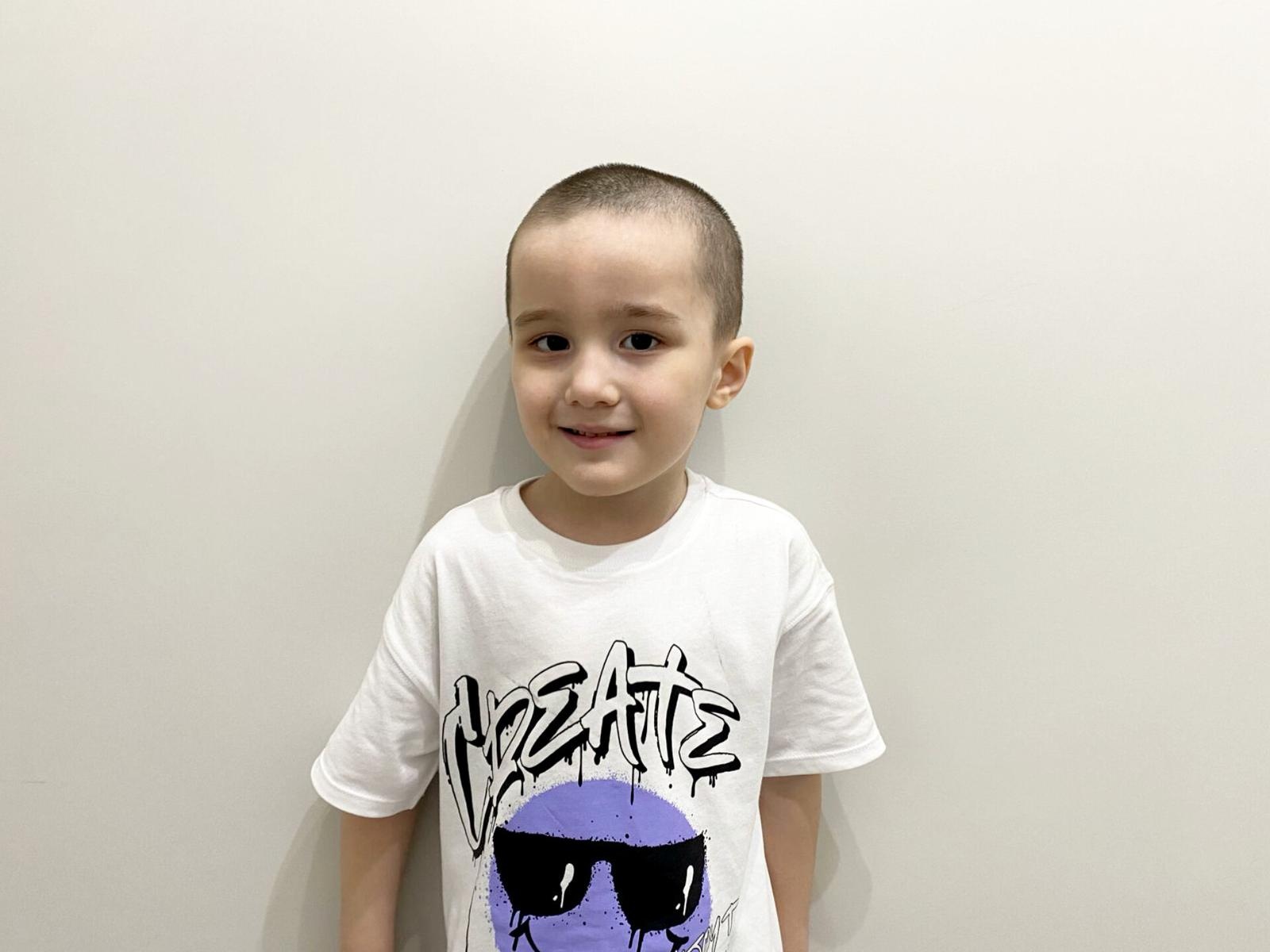 Abdullah has autism! To learn how to speak, a rehabilitation course is required!