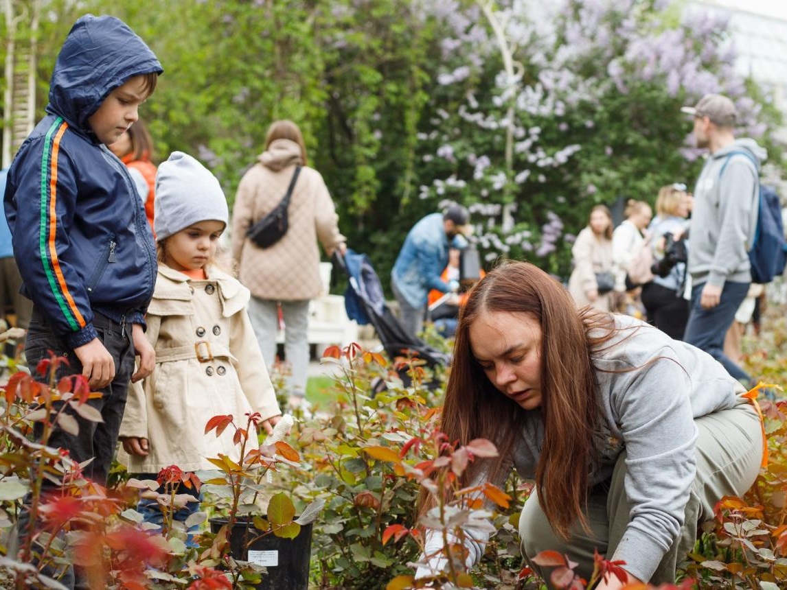 We will give parents the opportunity to plant trees in memory of their children after a loss