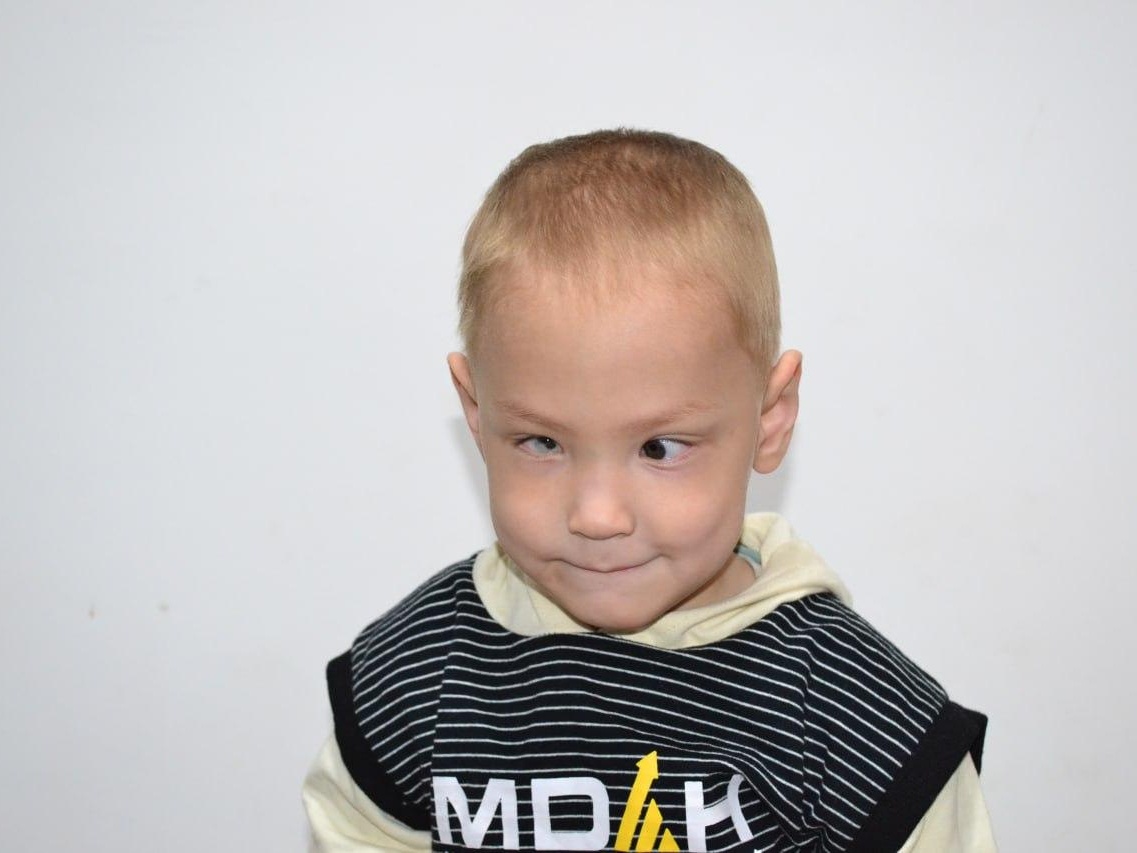 Tulkin needs repeat eye surgery to save his sight!
