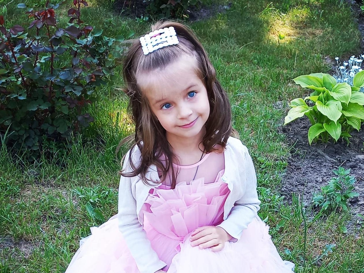 Help Alicia beat her brain tumor!