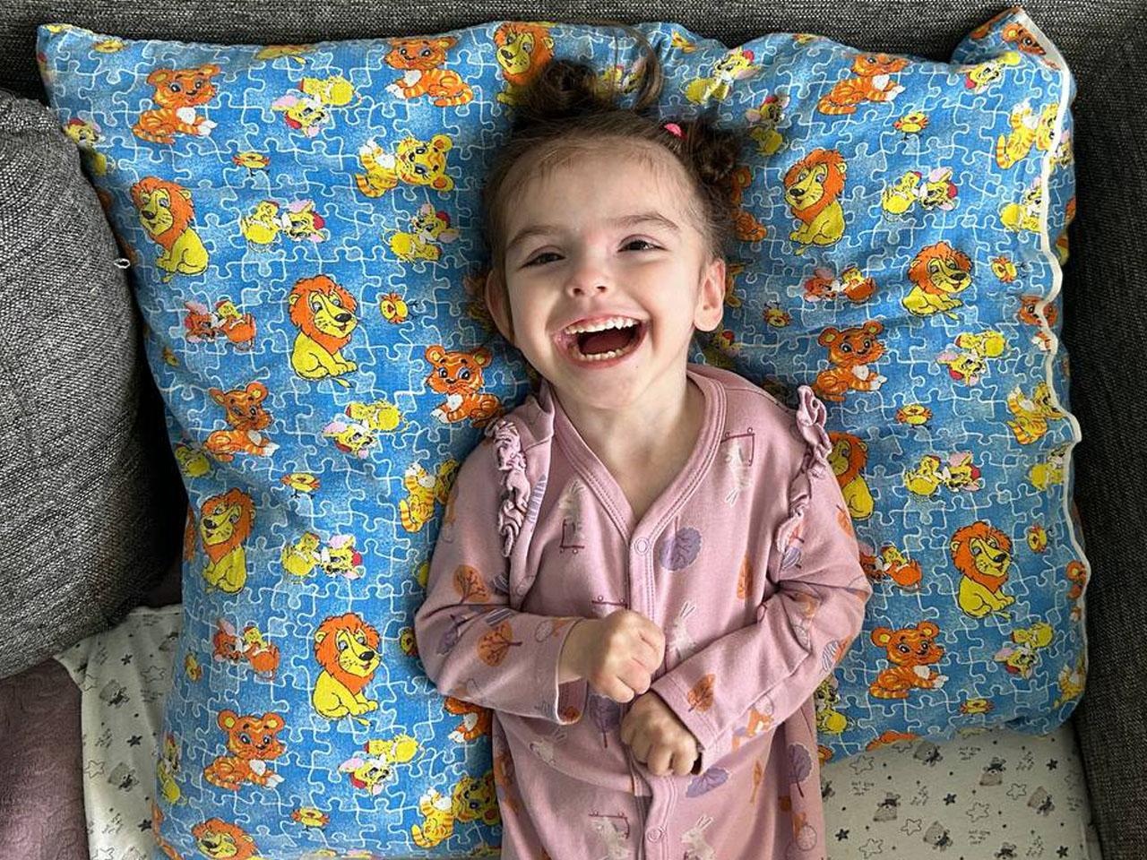 Ksyusha has a digestive system disease – she needs special therapeutic nutrition