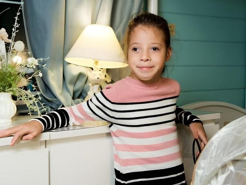 Azalia has cerebral palsy. She needs a nanny to accompany her on her rehabilitation course