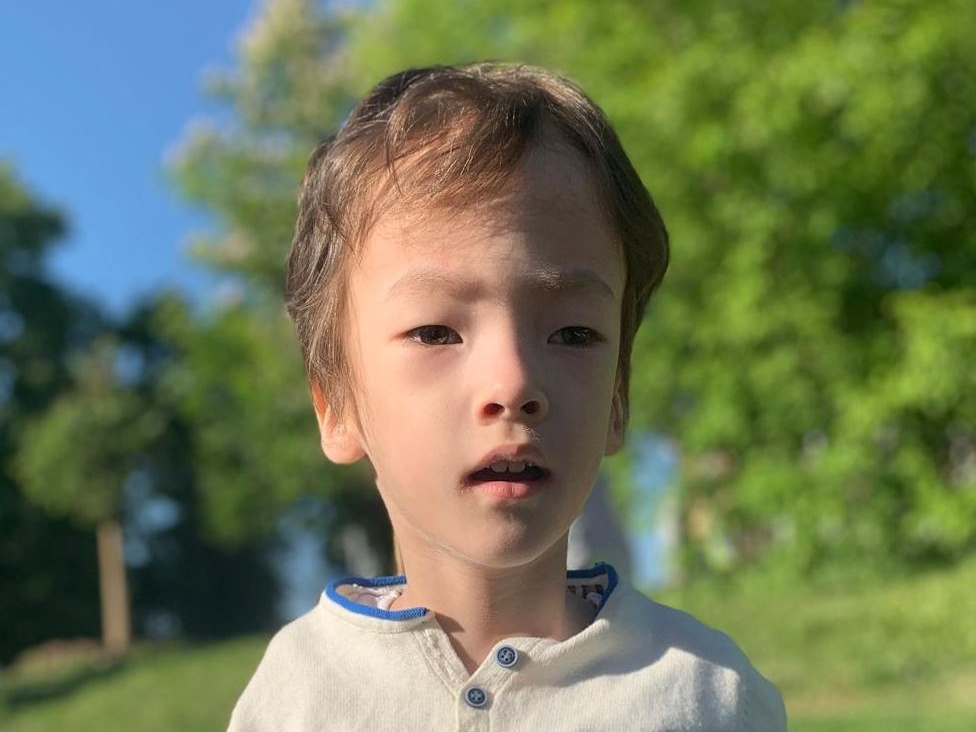 Little Damir needs medicine for a brain tumor!