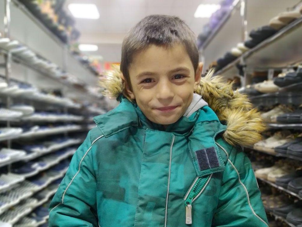Help 96 children from needy families to buy warm clothes!