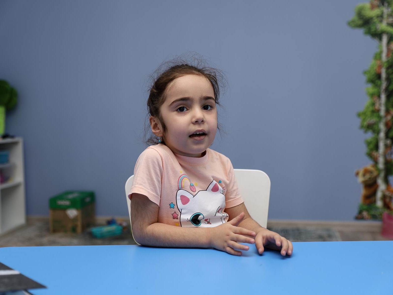 Patimat needs an autism correction course to develop communication skills!