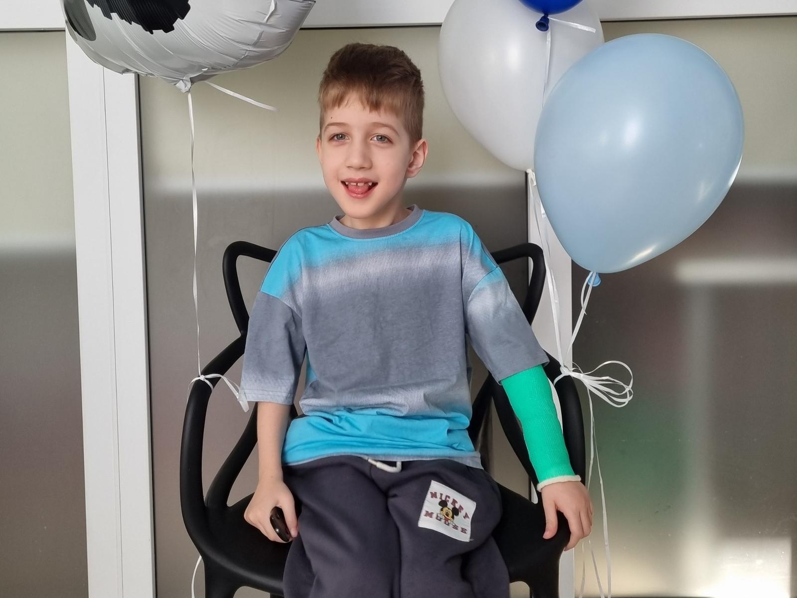 Andrei needs a comfortable and safe indoor wheelchair
