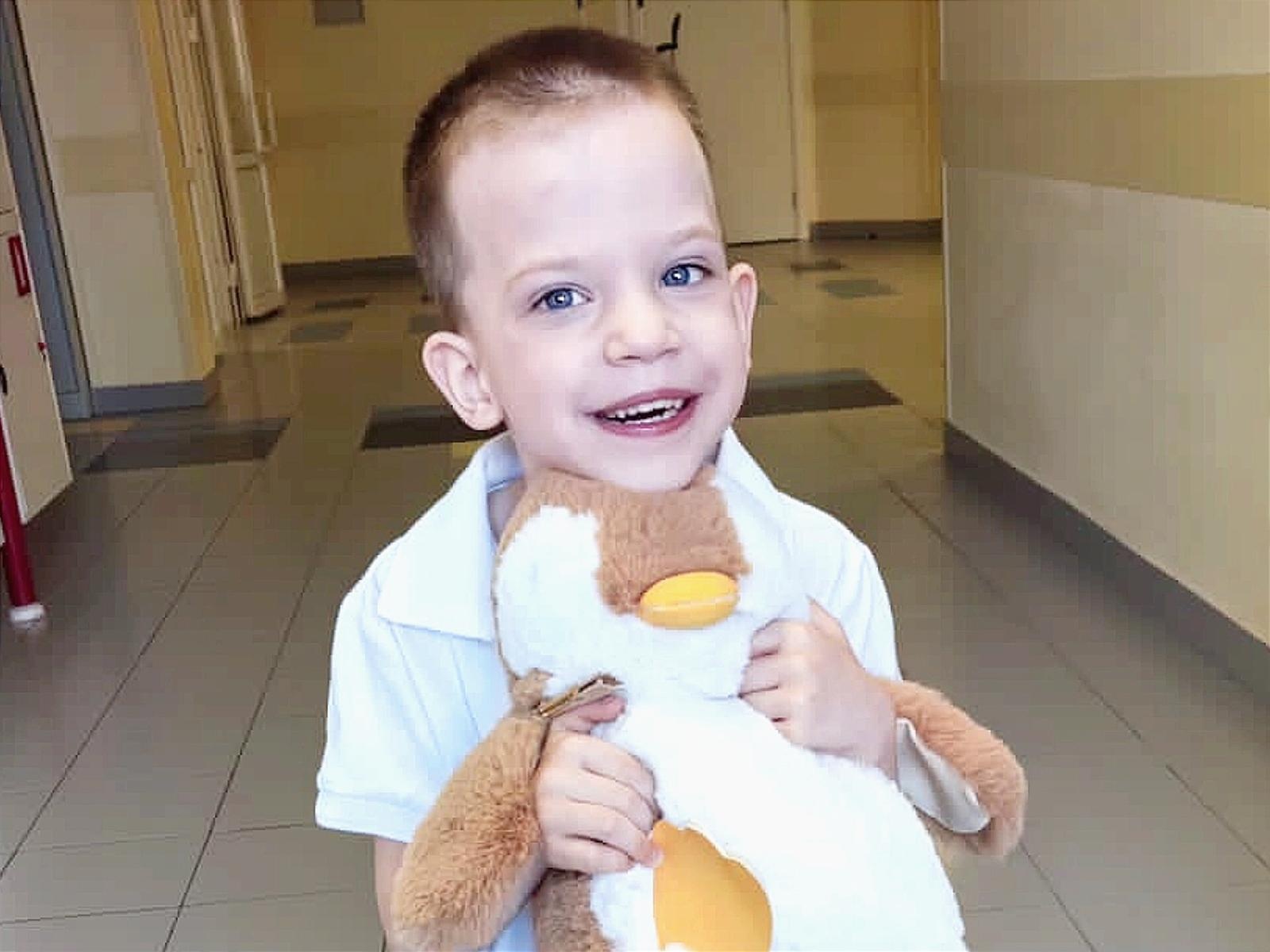 Kirill has a complicated diagnosis. He needs the help of a babysitter in rehabilitation and in paying for tickets!