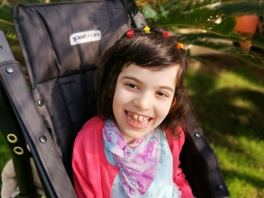 Melanie is seriously ill – she needs gastrostomy tubes!