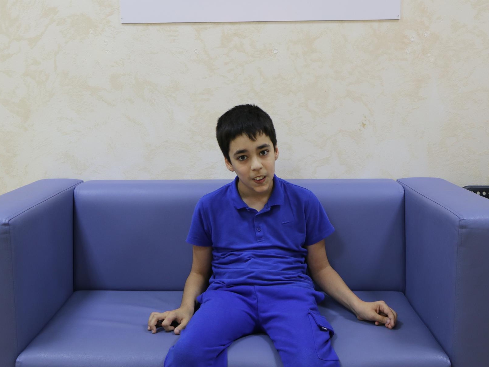 Help Magomed-Tagir to pass another rehabilitation course