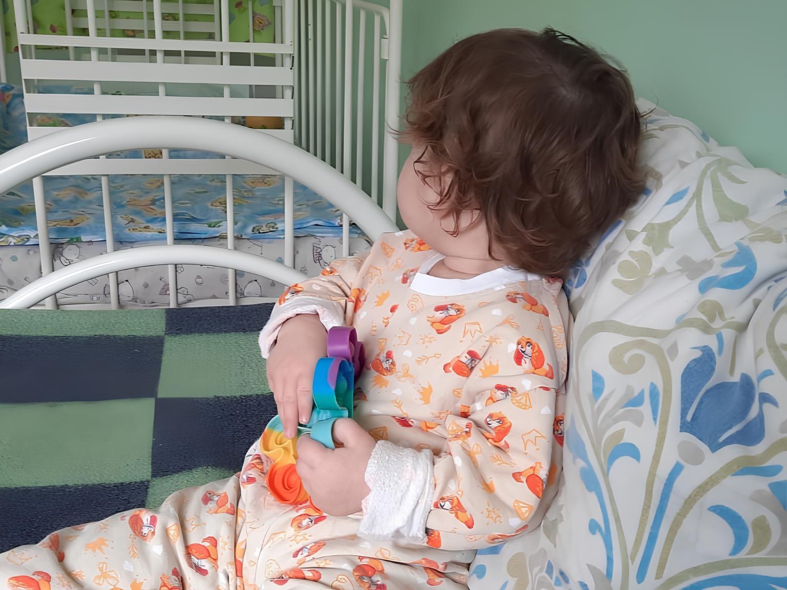 Arina from the Child's Home needs a babysitter for the duration of treatment in the hospital!