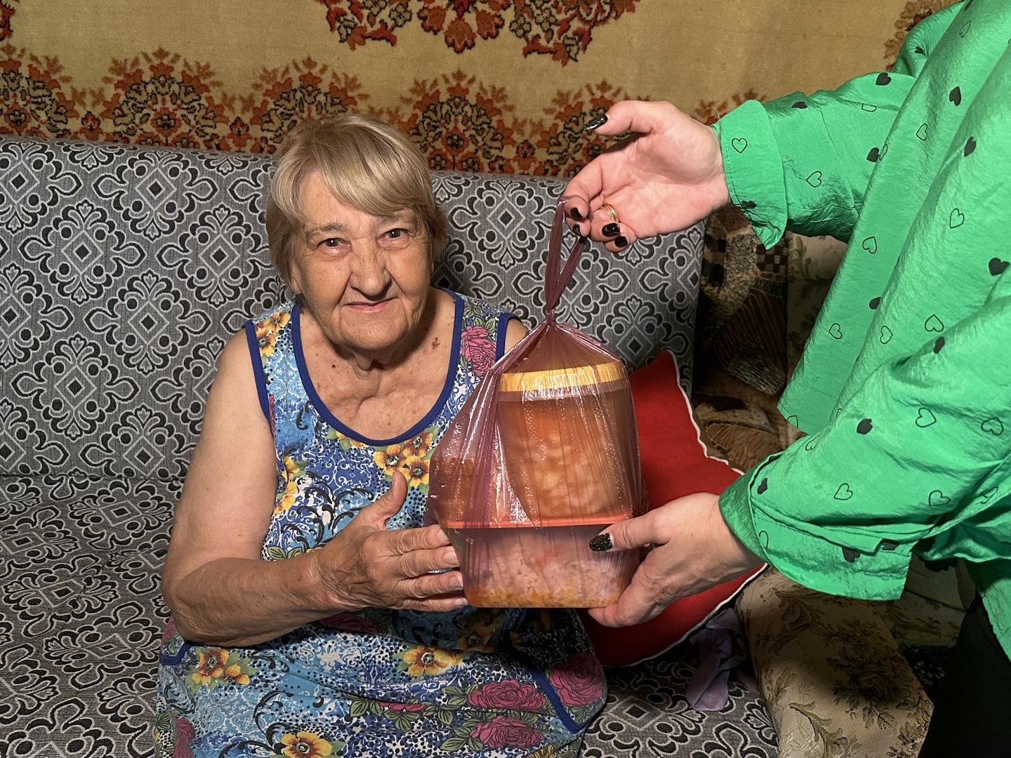 The Foundation needs financial assistance to prepare 1300 meals for elderly individuals in need