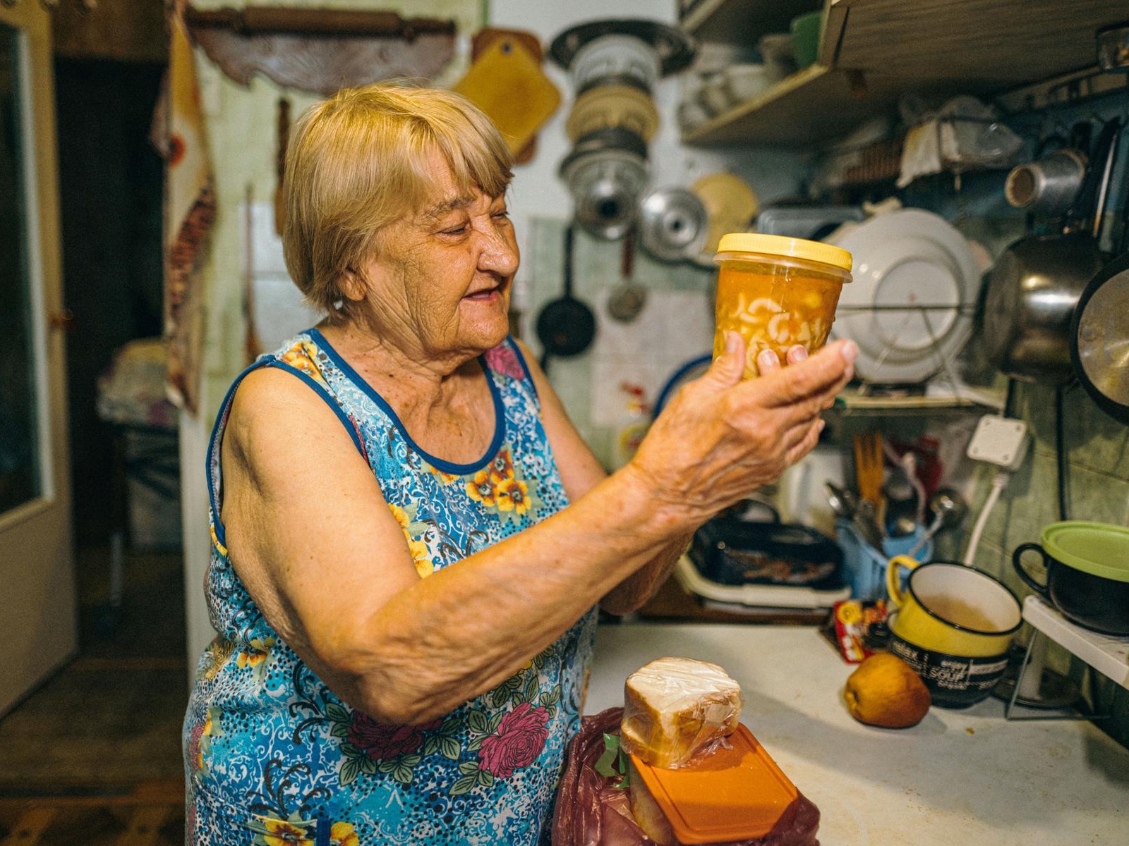 The foundation needs financial support to continue providing hot meals to 50 elderly people in need