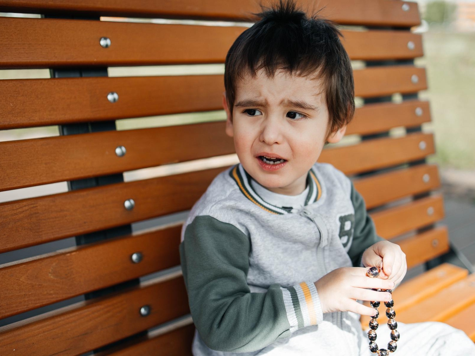 Isrofil has a heart defect and needs a medical examination!