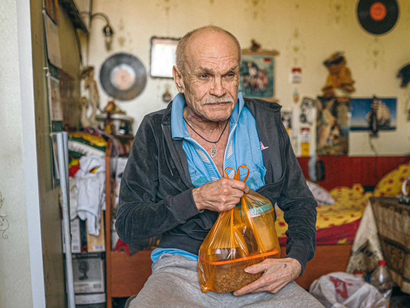 The Foundation needs financial assistance to prepare 2600 meals for elderly individuals in need