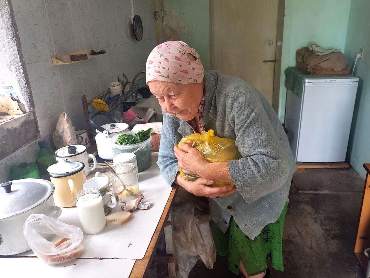 Поможем обеспечить продуктами нуждающихся пожилых людей