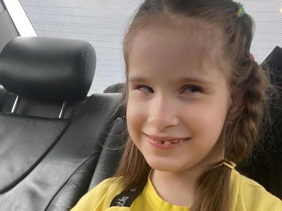 У Хабибат ДЦП. Чтобы научиться ходить и говорить, ей необходим курс реабилитации
