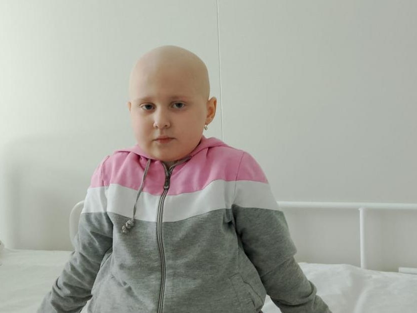 Марине необходимо жить рядом с больницей, чтобы восстановиться после пересадки костного мозга