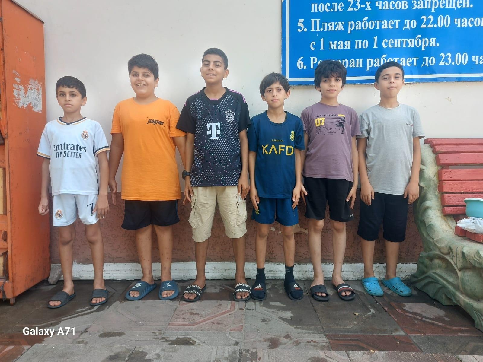 Palestinian children need school uniforms!