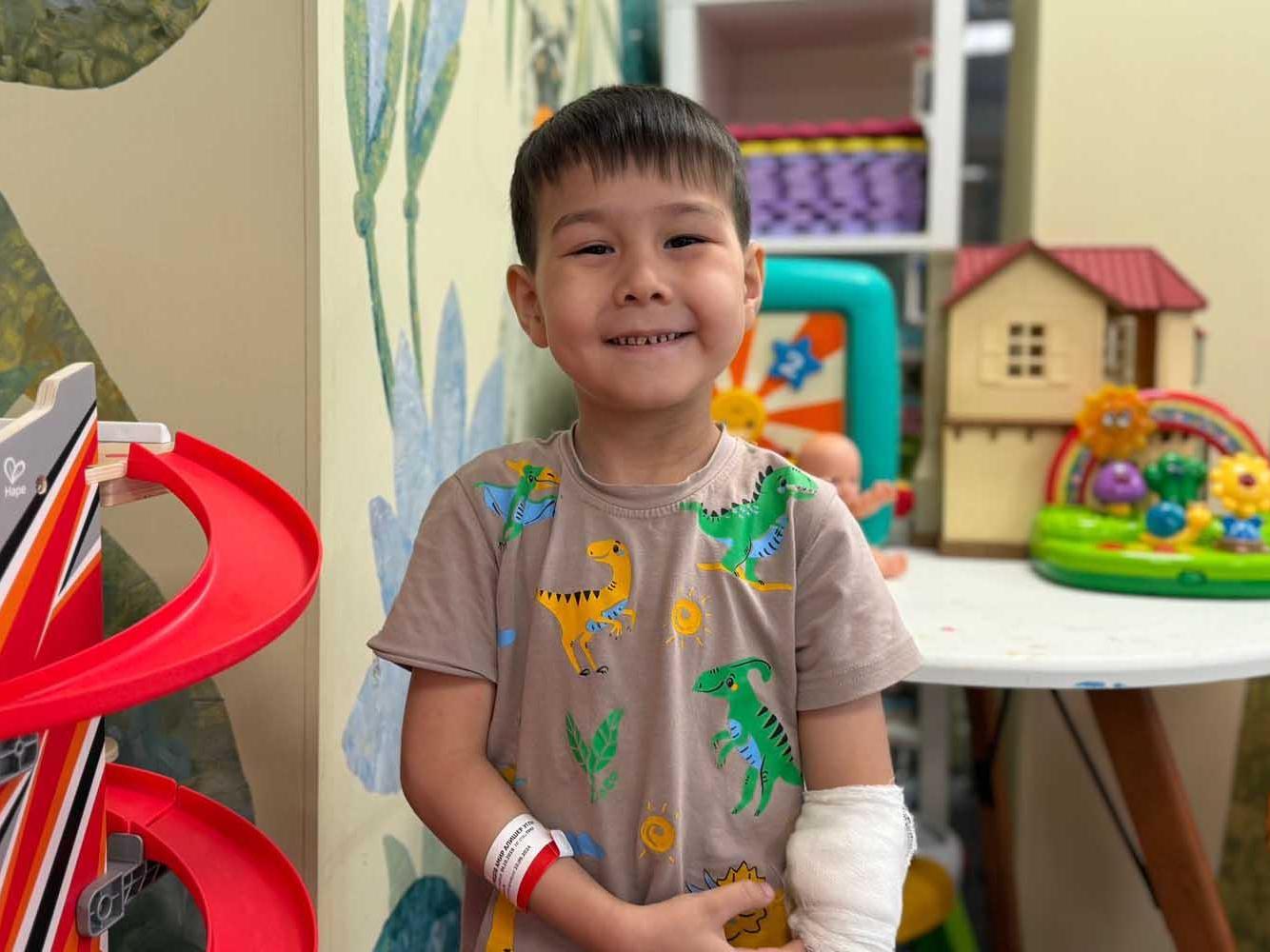 10 children with cancer require specialized nutrition after operations and chemotherapy