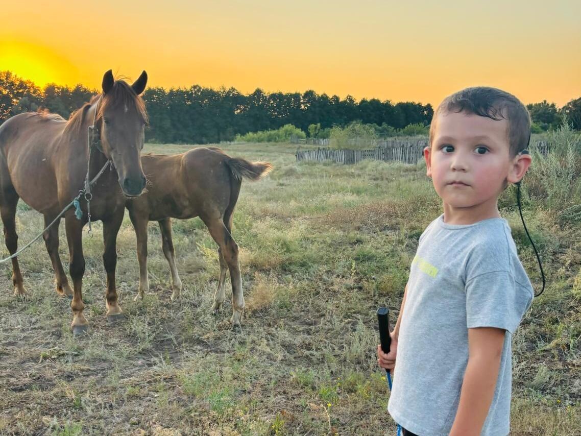 Help Kolya with hearing loss learn to speak after cochlear implantation